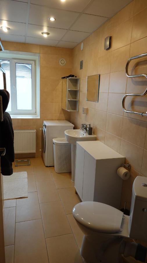 Cozy Telliskivi Apartment Near City Centre Tallin Exterior foto